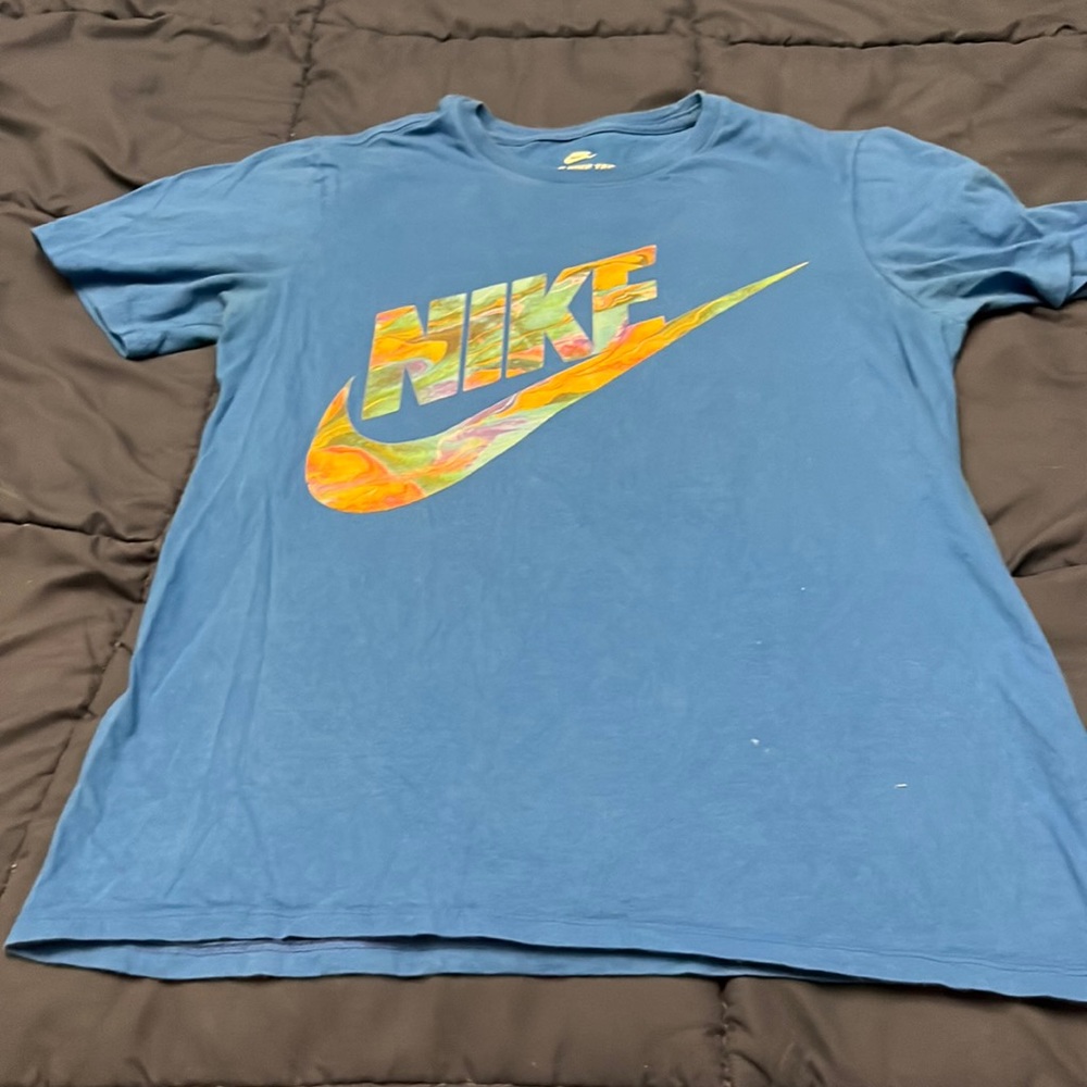 Nike T-shirt